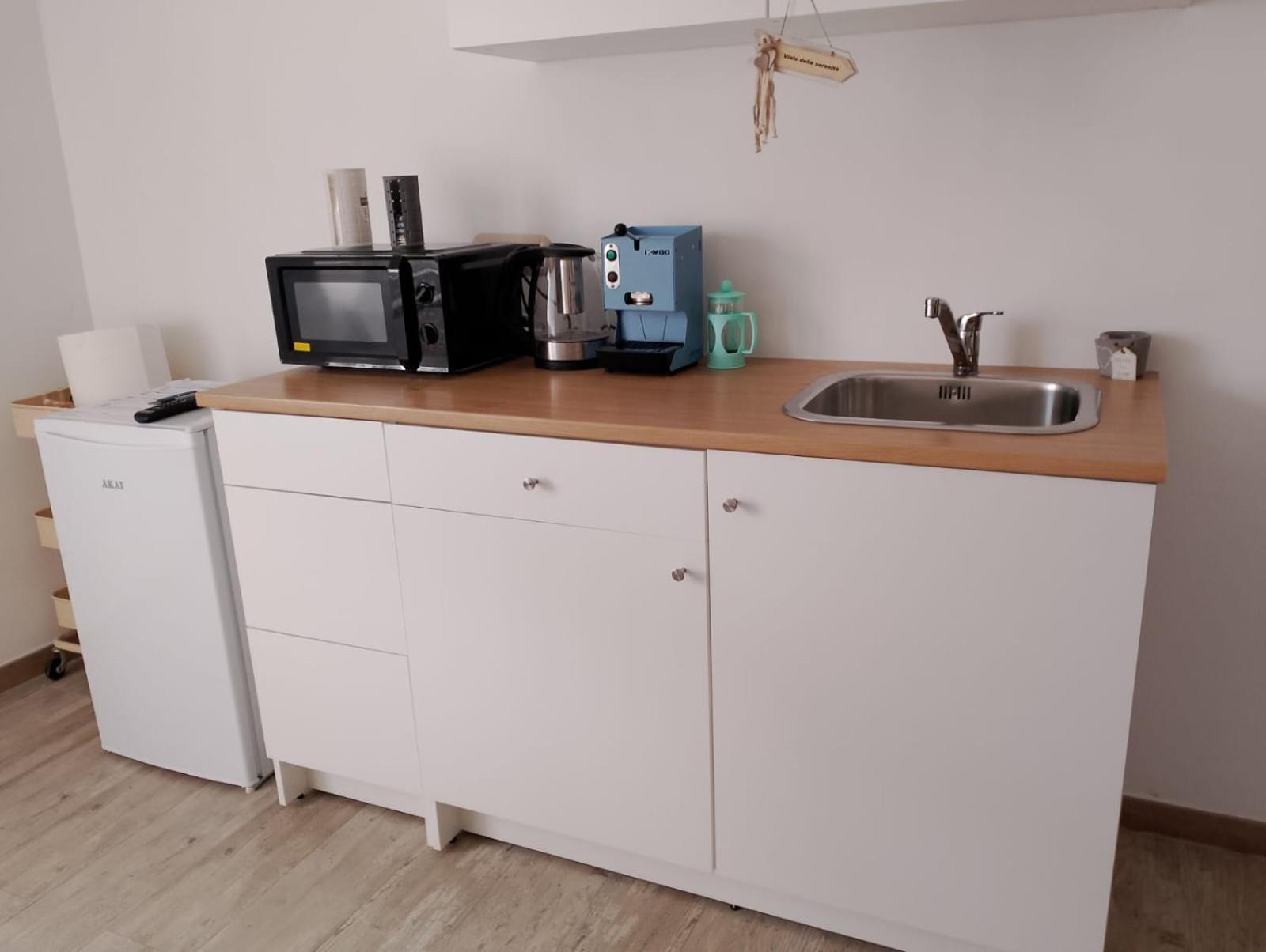 B&B Airport Serenity Suites Napoli Bagian luar foto